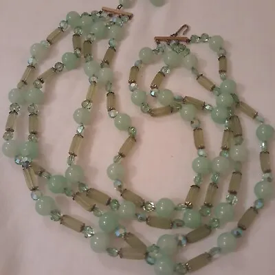 Vintage 4 Strand Glass Crystal Apple Green Bead Necklace 17  Knotted #4-16L • $15