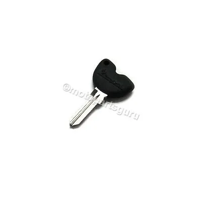 573960 OEM Black Blank Key With Vespa Logo For S50 150 ET2 LX50 Sprint Primavera • $7.86