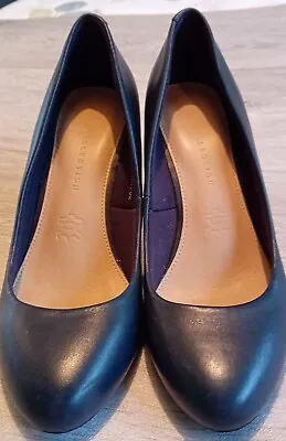 Womens Marks And Spencer Collection Leather Court Shoes Navy Colour Size UK 4.5 • £15
