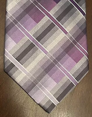 Van Heusen Purple Gray 100% Silk Men’s Neck Tie Made In China • $16.99