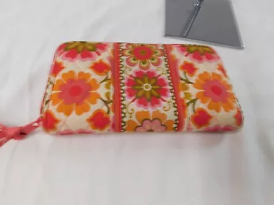 Vera Bradley Zip Around Clutch  Wallet Folkloric VGUC • $6.29