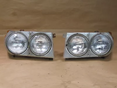 🥇73-85 Mercedes R107 Set Of 2 Front Left & Right Halogen Headlight Lamp Oem • $417.86