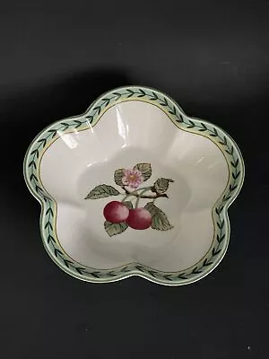 VILLEROY & BOCH FRENCH GARDEN Fleurence CHERRY SCALLOPED BOWL  • $37.99