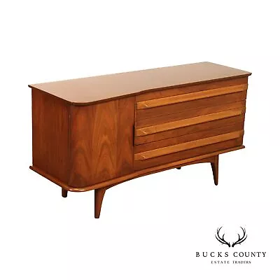 United Furniture Mid Century Modern Sculpted Walnut Dresser • $2195