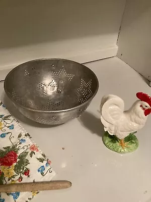 Vintage Aluminum Colander With Star Pattern Farmhouse Decor • $10