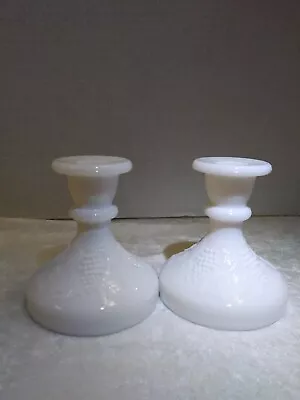 Vintage Set Of 2 LE Smith Grape Cluster & Leaf Milk Glass Candle Holders 4.5  • $6.75