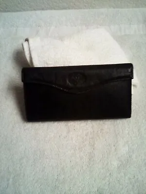 - Buxton Womens Credit Card & ID Wizard Wallet • $17
