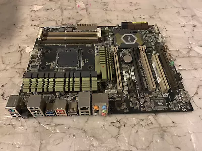 ASUS Motherboard SABERTOOTH 990FX Intel CPU Not Included | For Parts/Repair • $64.99