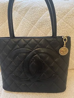 $1100 • Buy Vintage Black Medallion Caviar Leather Chanel Double Handle Handbag - EUC