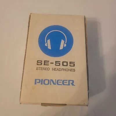 Vintage Pioneer SE-505 Headphones Black With Original Case And Paperwork And Box • $189