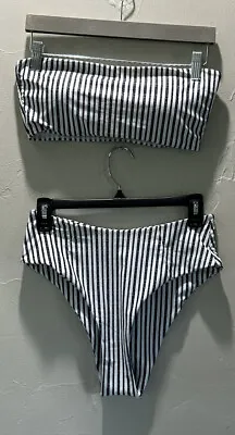 $6 • Buy Zaful Women's 2 Piece Strapless Striped Navy Bikini Size 6