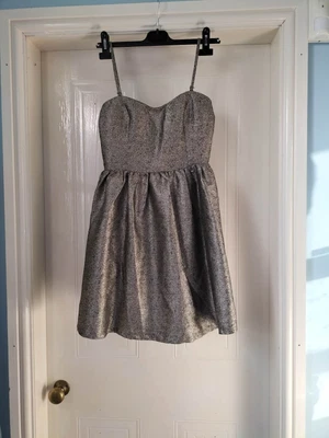 £6 • Buy Gold Sparkly Mini Dress Brand:Eva & Lola - M