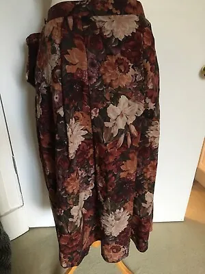 Gorgeous! Soft LIberty-Style Varuna Pure Fine Wool Midi Skirt VIYELLA Sz 16 32  • £35