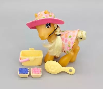 My Little Pony 2002 Magnetic Hoof MLP G3 Berry Pickin Fun With Butterscotch 5  • $16