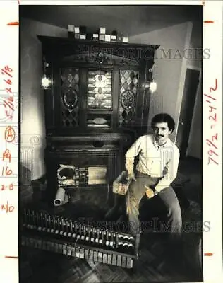 1981 Press Photo Robert Skinner Transforms Player Piano Into Orchestrion • $16.99