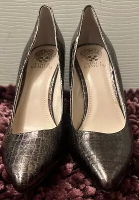 VINCE CAMUTO Women's Animal Snake Skin Hallee Style Pumps Heels Size 10M • $27