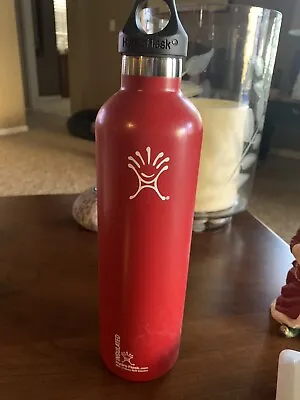 24 Ounce Hydro Flask Standard Mouth Water Bottle Red • $28