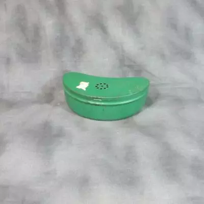 Vintage Green Fishing Tackle Ventilated Tin Worm Bait Box • $14.99