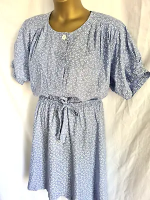 Vintage Pretty Floral 100% Cotton Chambray Blue Belted Tea Dress 1940s Style 26 • £29.99