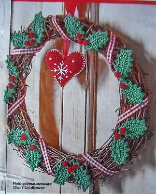 HOLLY LEAVES BERRIES & HEART WREATH ~   Crochet Pattern ~ NEW • £2.50