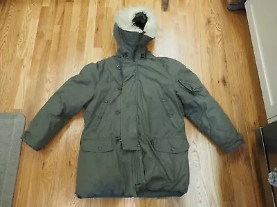 Greenbrier Industries Green N-3B US Army Extreme Cold Weather Parka Jacket M • $59.99