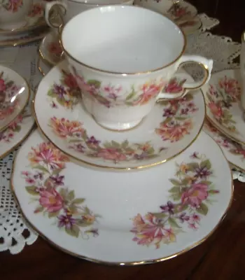 COLCLOUGH TEA TRIO (Cup Saucer & Tea Plate) WAYSIDE HONEYSUCKLE  *SIX AVAILABLE* • £3.99