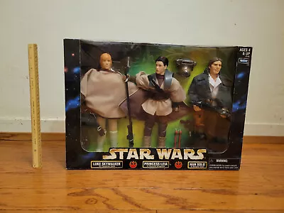 Star Wars LUKE LEIA HAN SOLO Alternate Costumes KENNER ACTION COLLECTION NIB • £38.55