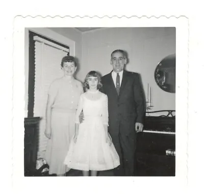 Vintage 1959 Photo Girl Daughter Posing W/ Parents 1950's Found Art 5A4 • $5