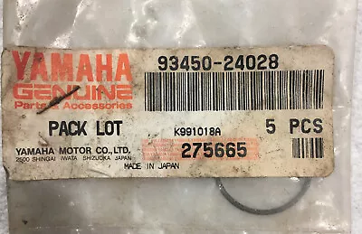 NOS Yamaha XS1 XS1B XV16 XV17 XV920 XT 600 550 Circlip OEM Part # 93450-24028 • $1.95