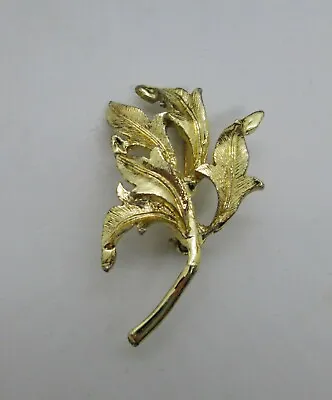 Vintage Hollywood Gold Tone Leaf Spray Brooch Pin - 4.8 Cm / 1.89 Inch • £4.95