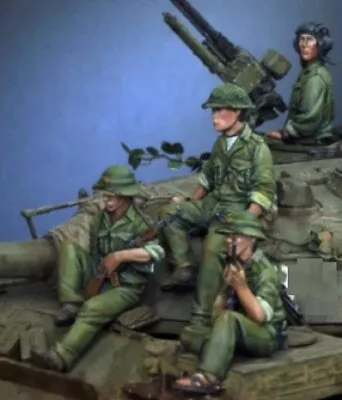 1/35 Resin Figure Model Kit Four Vietnamese Tank Soldiers Vietnam War Unpainted • $28.51