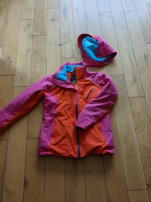 £2 • Buy Girls Ski Jacket & Trouser /suit In Perfect Condition Adj. Leg Length Age 12-14