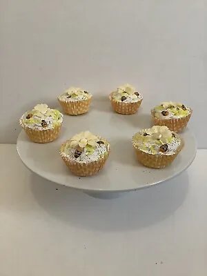 Fake Cupcakes Artificial Cakes Bee Cupcakes • £6.99
