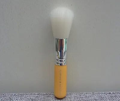 I.d. BARE ESCENTUALS BareMinerals Hydrate & Brighten Powder Brush Brand NEW! • £8.72