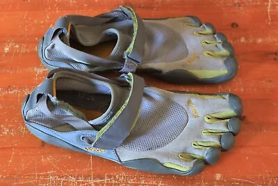 Vibram FiveFingers Mens KSO Gray Green Minimalist Shoes M145 Size EU 41 USA 9 • $35.98
