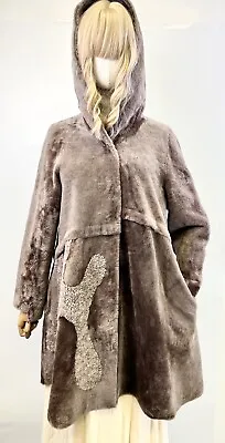 Women Brown Genuine Sheepskin Hooded Path-worked Pattern Coat US S Chest 41.5'' • £147.24