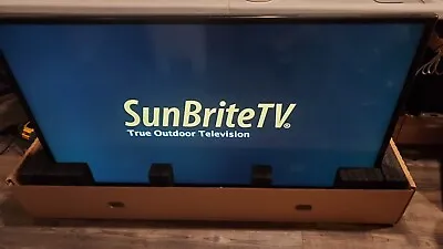 55 SUNBRITE VERANDA 4K SERIES OUTDOOR TV. Please READ! • $400