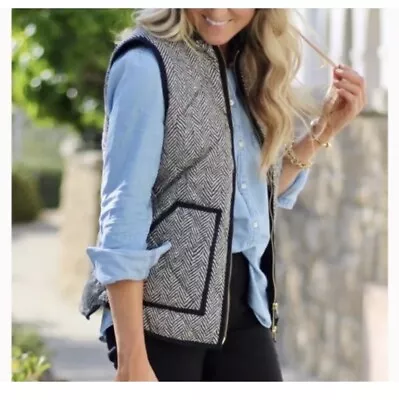 J Crew Black Herringbone Excursion Quilted Vest Size M MSRP $89.50 • $25