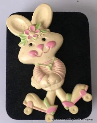 Vintage Brooch Pin SIGNED AVON 1974 Easter Bunny Perfume Holder Gold Tone Lot Y • $2.24