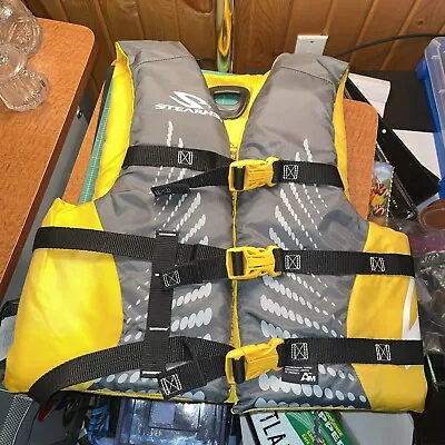 Youth 50-90 LBS Stearns Yellow/Gray  Life Jacket Ski Vest Ski Kids Children’s • $25