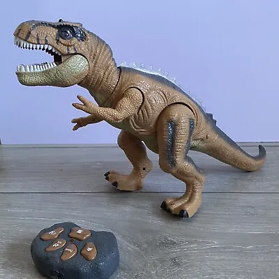 Light Up Remote Control Dinosaur Walking And Roaring T-Rex Dinosaur Toy Dancing • £12.99