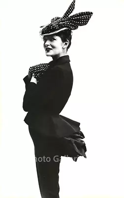 $178.21 • Buy 1948 Vintage RICHARD AVEDON Comtesse De La Falaise Fashion Hat Duotone Photo Art