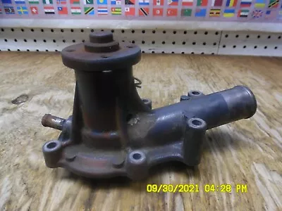 Kubota B21 Engine D1005 Water Pump Assembly 16251-73032 • $85