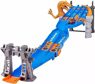 Metal Machines 4-Lane Raptor Attack Track Set By ZURU • $29.99