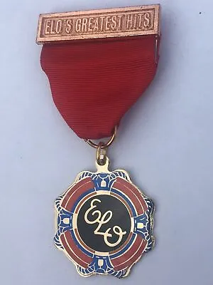 Elo Nos Electric Light Orchestra 1979 Greatest Hits Promo Red Pinback Pin Badge  • $295