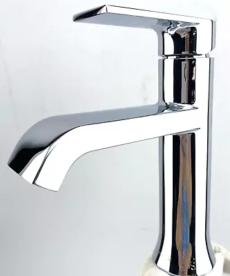 Moen WS84760 GENTA Single-Hole 1-Handle Bathroom Faucet W/ Drain - Chrome  READ • $45.97