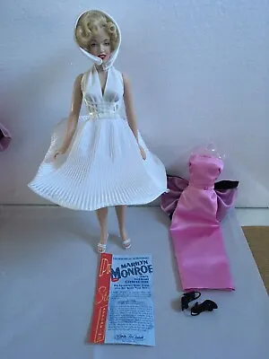 Franklin Mint MARILYN MONROE 16  Vinyl DOLL & COA + 1 Extra Dress & Shoes Outfit • $149.99