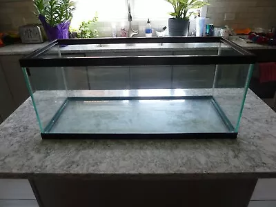 20 Gallon Fish Tank With Gravel Good Condition Does Not Leak LOCAL PICKUP ONLY • $31