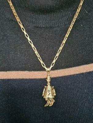 9ct Gold Articulated Clown Pendant & 9ct 22 Inch Oblong Link Chain • £575