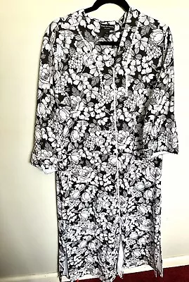 Miss Elaine Large  Housecoat Nightgown Black Floral Full Zip NWT • $25